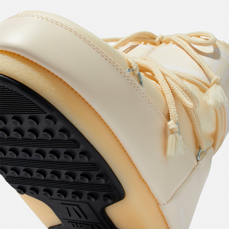 Сапоги женские MOON BOOT ICON LOW NYLON CREAM